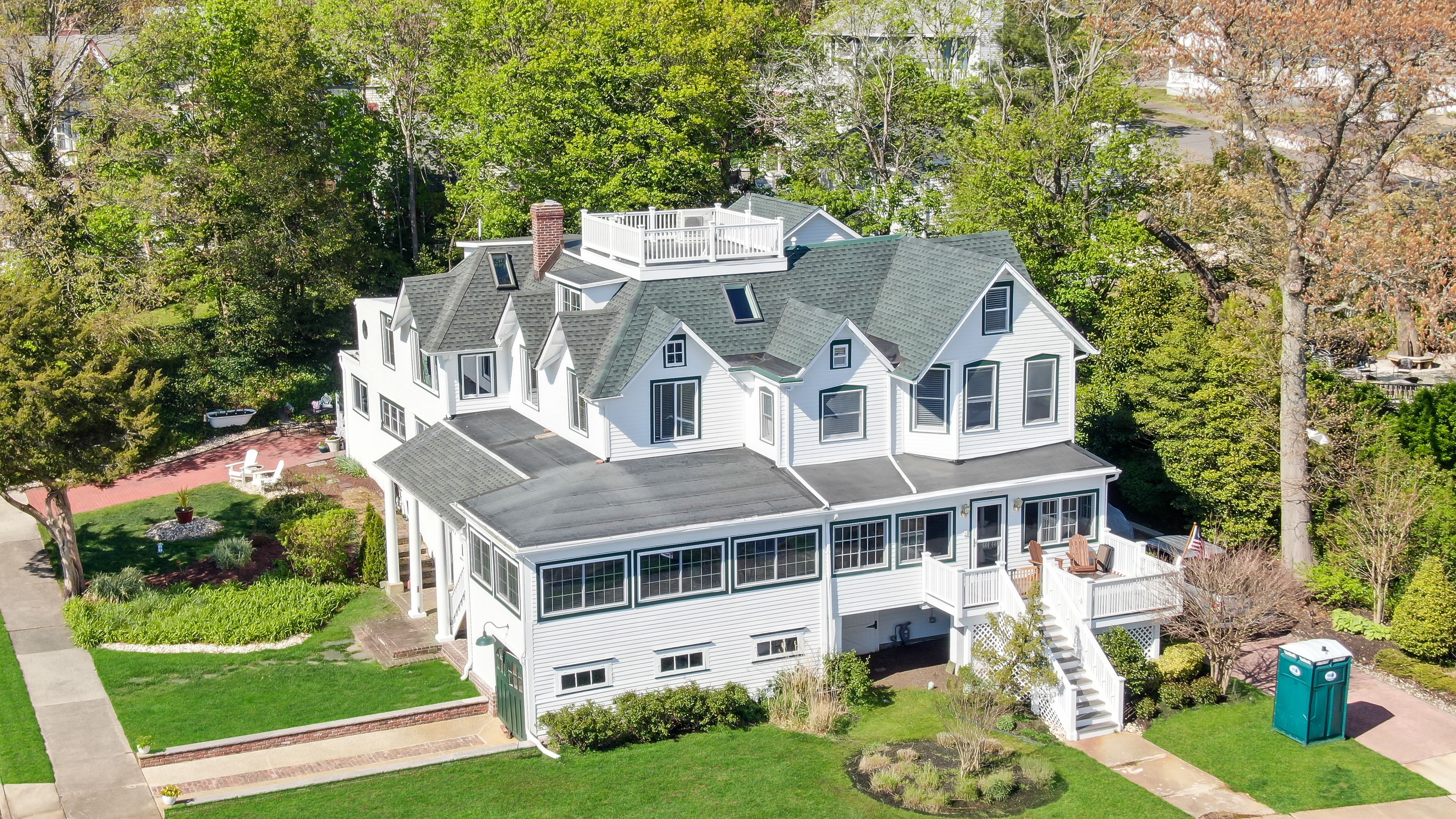 Is It Possible to Raise the Roof on a Cape Cod Home?